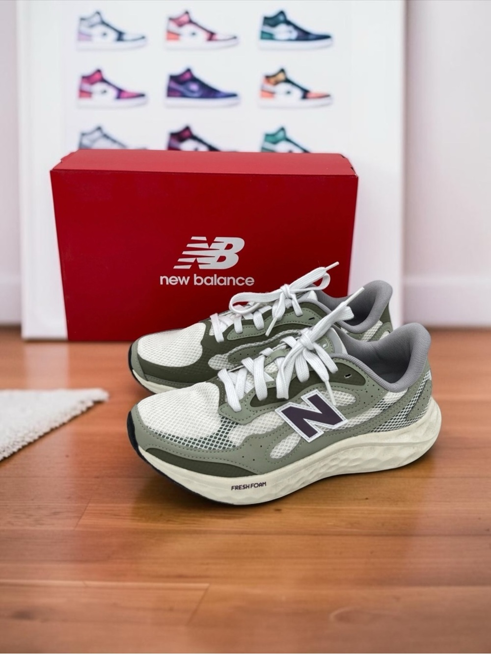 New Balance Fresh Foam Green White Sneakers Women’s 9.5